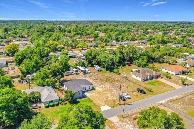 11426 LAKEVIEW DRIVE, Leesburg, FL 34788