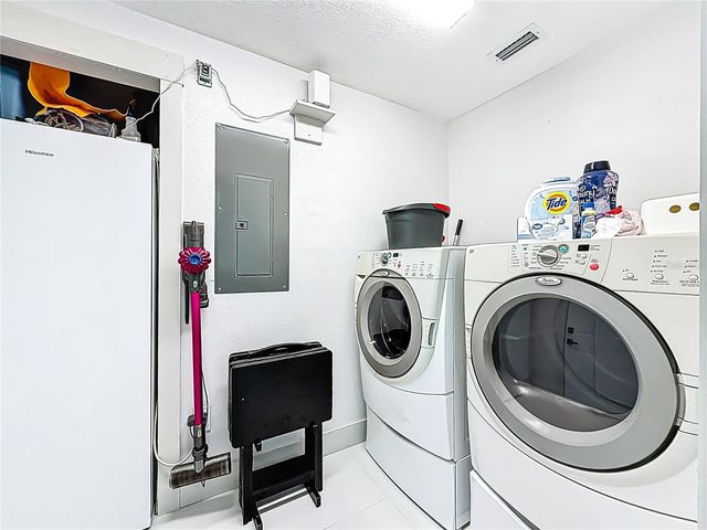 11426 LAKEVIEW DRIVE, Leesburg, FL 34788