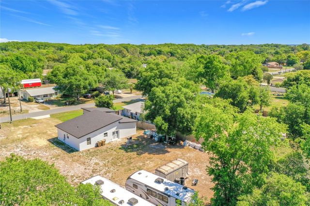 11426 LAKEVIEW DRIVE, Leesburg, FL 34788