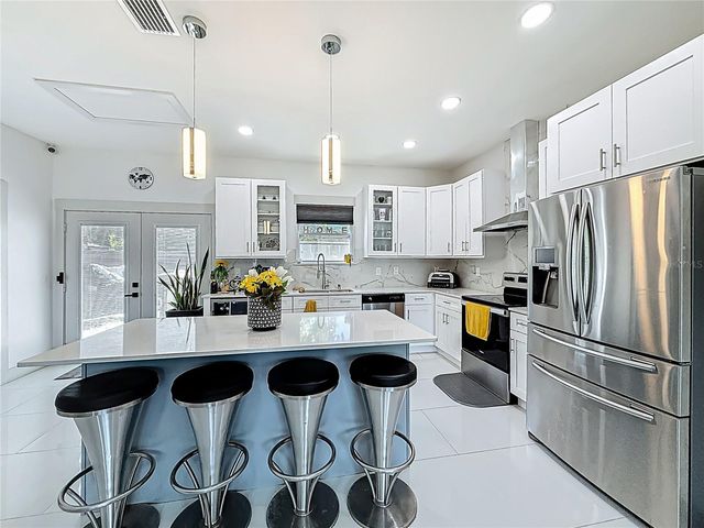 11426 LAKEVIEW DRIVE, Leesburg, FL 34788