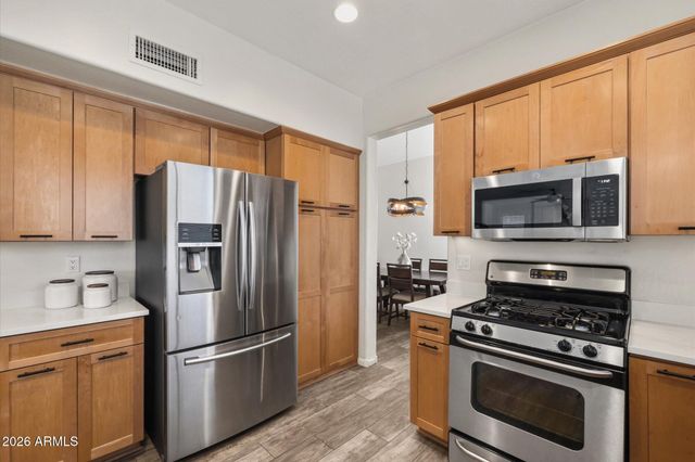 6513 E BLANCHE Drive, Scottsdale, AZ 85254
