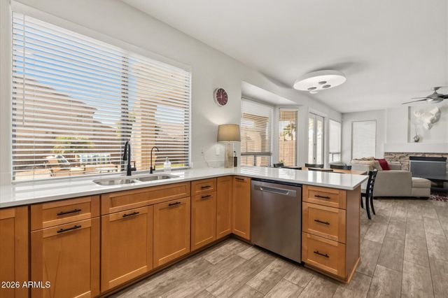 6513 E BLANCHE Drive, Scottsdale, AZ 85254