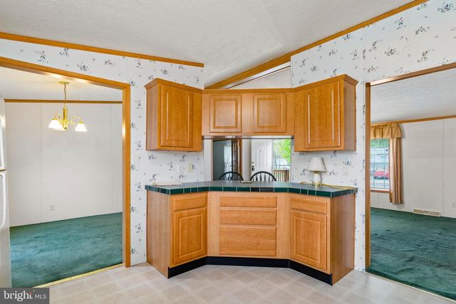 2 GRACE ANN, Conowingo, MD 21918