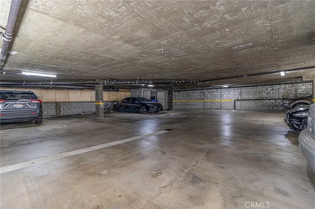 396 W Dryden Street 203, Glendale, CA 91202