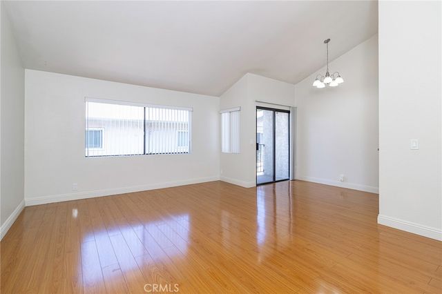 396 W Dryden Street 203, Glendale, CA 91202