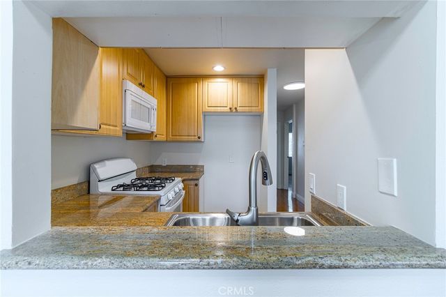 396 W Dryden Street 203, Glendale, CA 91202