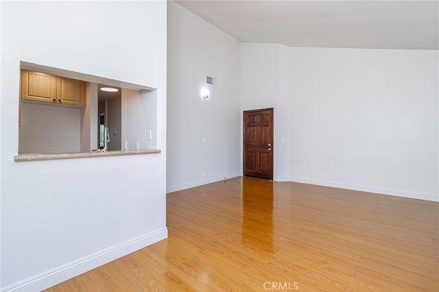 396 W Dryden Street 203, Glendale, CA 91202