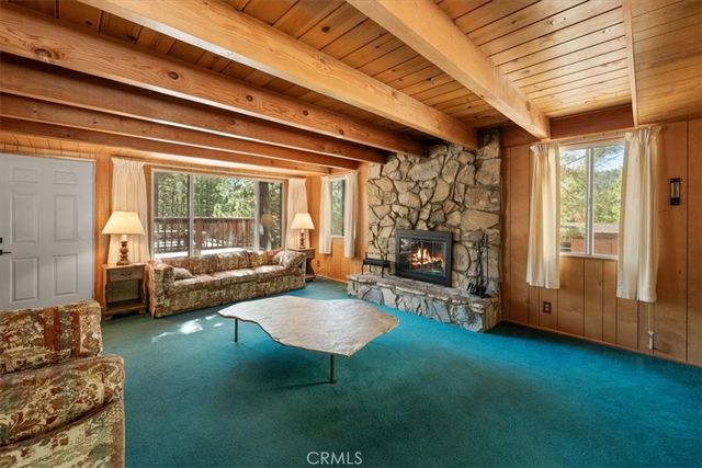 769 Lowe Drive, Big Bear Lake, CA 92315