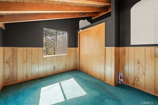 769 Lowe Drive, Big Bear Lake, CA 92315