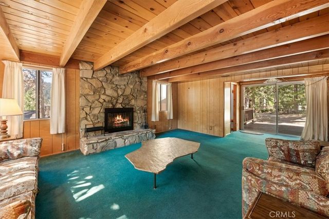 769 Lowe Drive, Big Bear Lake, CA 92315