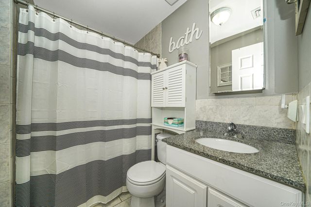 10308 Rockaway Beach Boulevard 2B, Rockaway Park, NY 11694