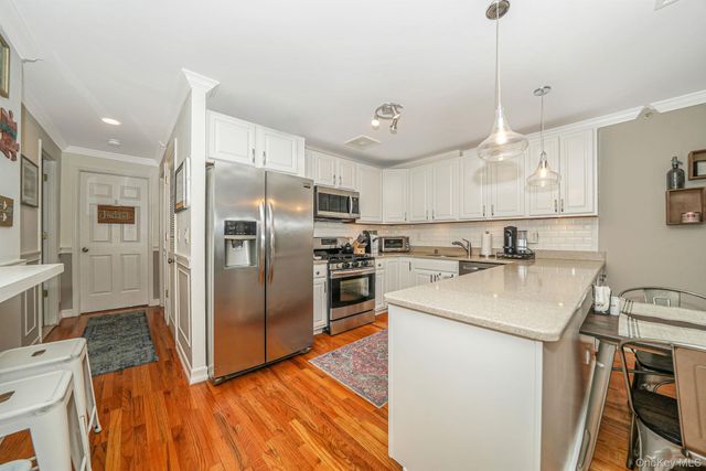 10308 Rockaway Beach Boulevard 2B, Rockaway Park, NY 11694