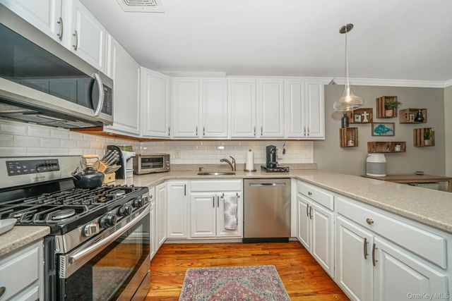 10308 Rockaway Beach Boulevard 2B, Rockaway Park, NY 11694