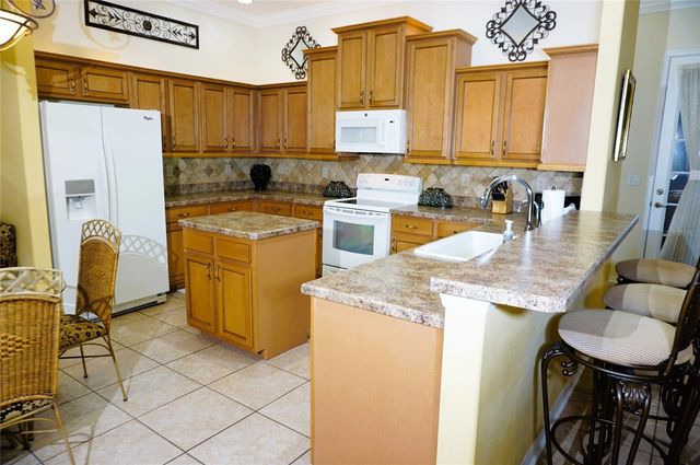 6402 BARCELLONA ROAD, Land O Lakes, FL 34637