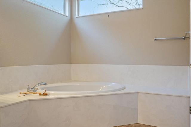 114 Whippoorwill WAY, Georgetown, TX 78633