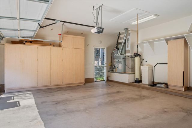 114 Whippoorwill WAY, Georgetown, TX 78633