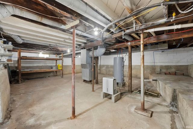 1019 Henry Street, Huntington, IN 46750