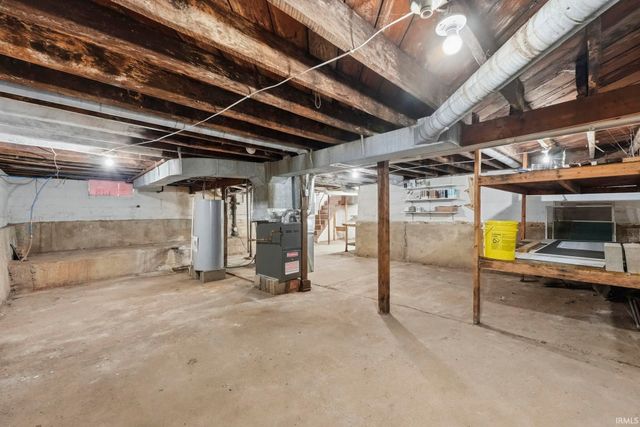 1019 Henry Street, Huntington, IN 46750