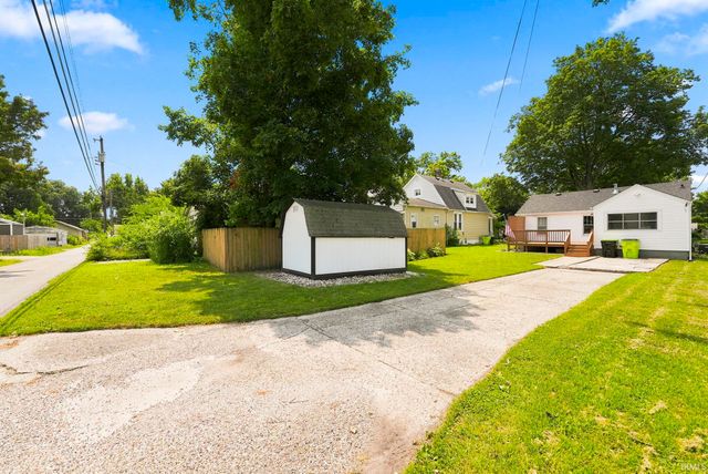 1019 Henry Street, Huntington, IN 46750
