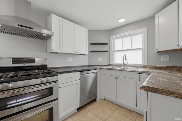 1019 Henry Street, Huntington, IN 46750
