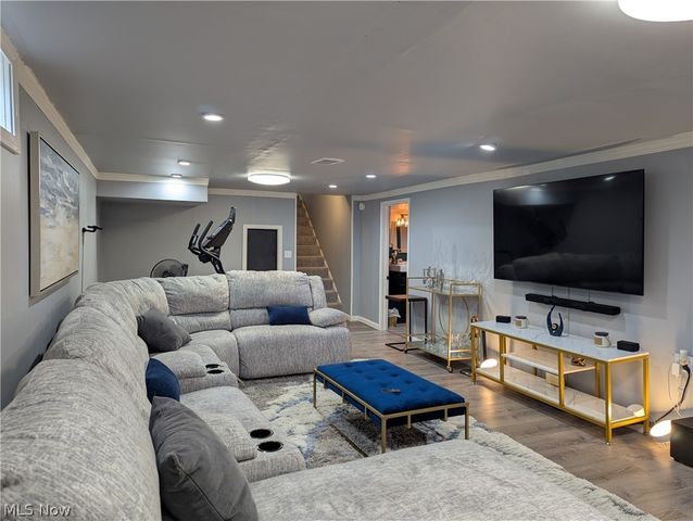 938 Florence Drive, Macedonia, OH 44056