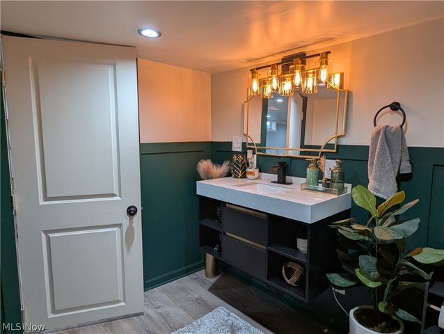 938 Florence Drive, Macedonia, OH 44056