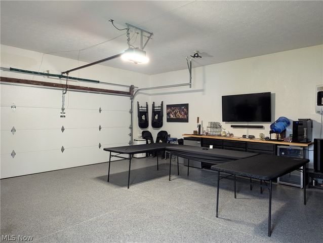 938 Florence Drive, Macedonia, OH 44056