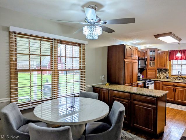 938 Florence Drive, Macedonia, OH 44056