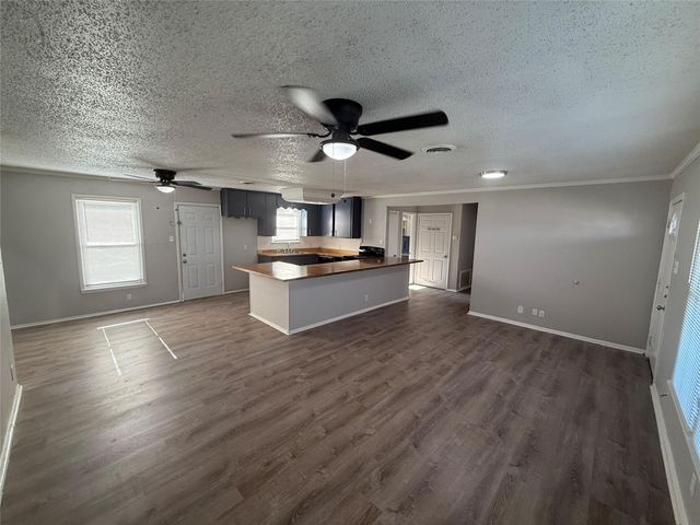 4114 Rufe Snow Drive, North Richland Hills, TX 76180