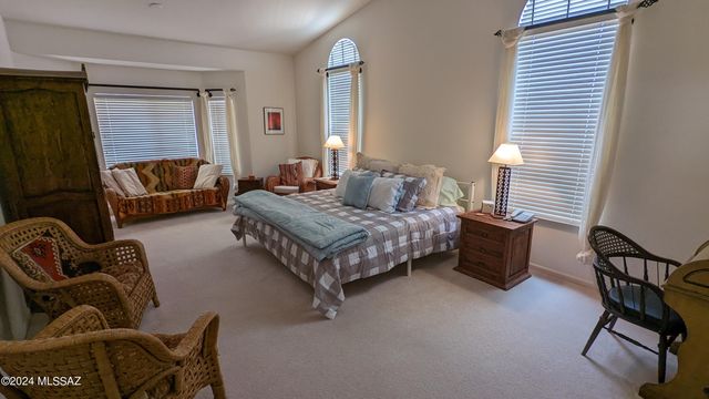 38448 S Lake Crest Drive, Tucson, AZ 85739