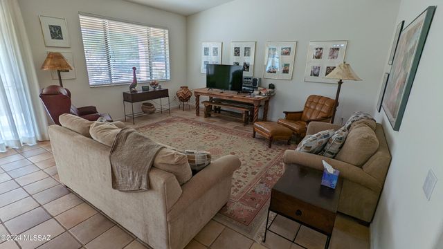 38448 S Lake Crest Drive, Tucson, AZ 85739