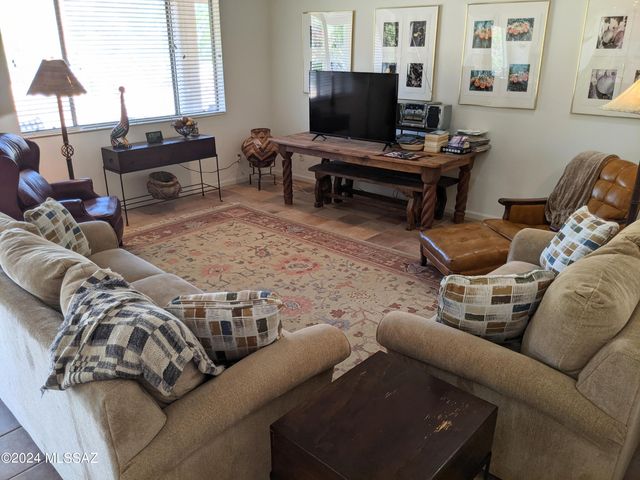38448 S Lake Crest Drive, Tucson, AZ 85739