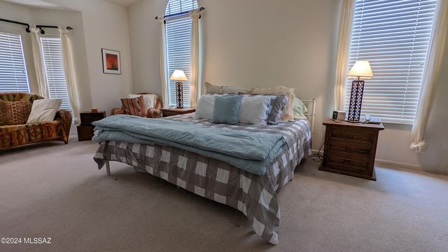 38448 S Lake Crest Drive, Tucson, AZ 85739