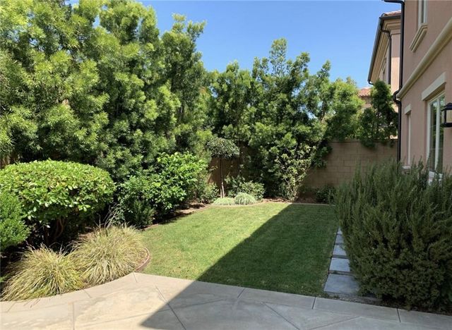 64 Umbria, Irvine, CA 92618