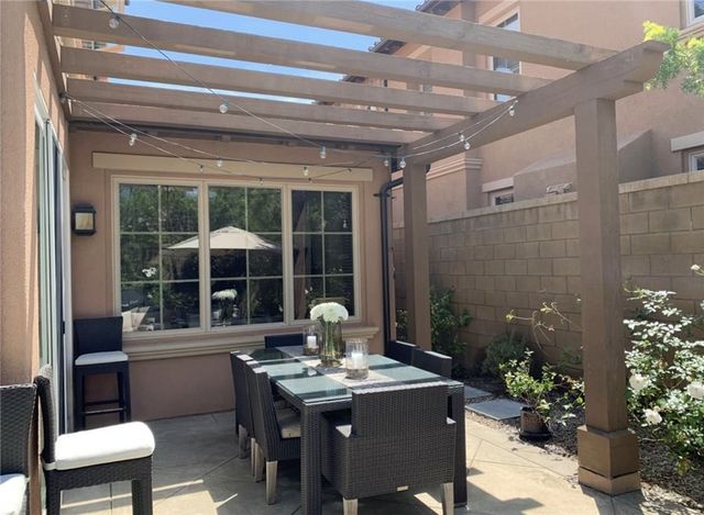 64 Umbria, Irvine, CA 92618