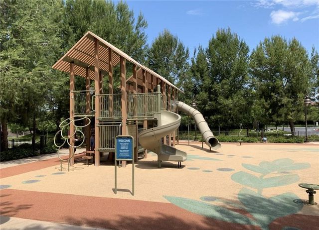 64 Umbria, Irvine, CA 92618