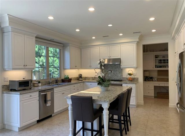 64 Umbria, Irvine, CA 92618