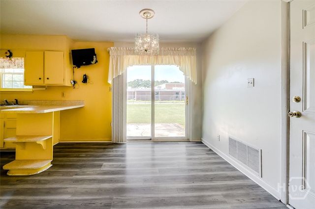 126 Oglesby Avenue, Garden City, GA 31408