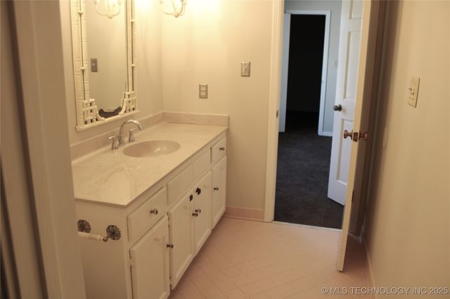 6109 S Fulton Avenue, Tulsa, OK 74136