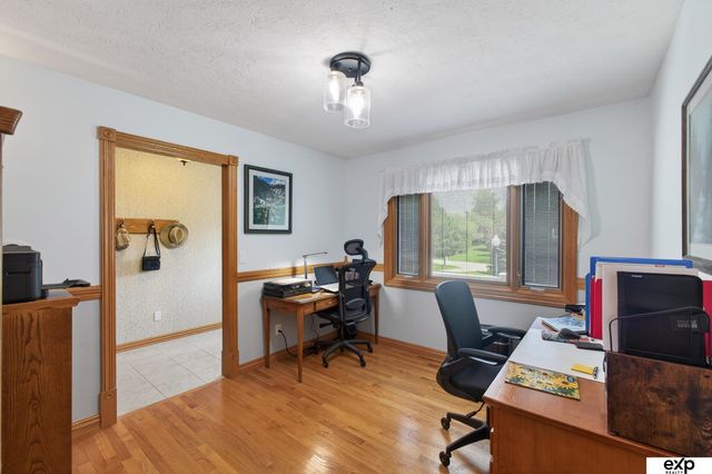 5732 S 185th Street, Omaha, NE 68135