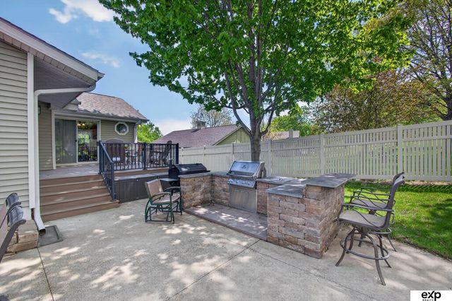 5732 S 185th Street, Omaha, NE 68135