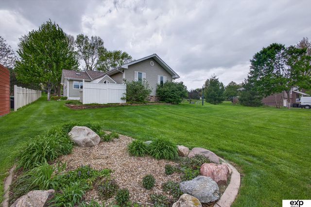 5732 S 185th Street, Omaha, NE 68135