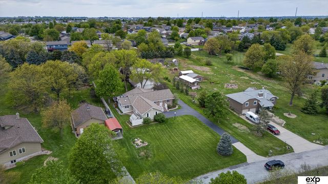 5732 S 185th Street, Omaha, NE 68135