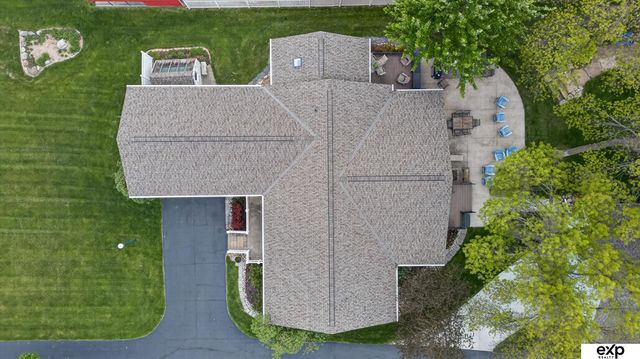 5732 S 185th Street, Omaha, NE 68135