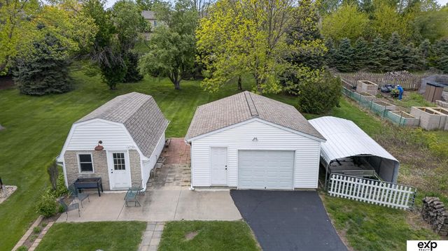 5732 S 185th Street, Omaha, NE 68135