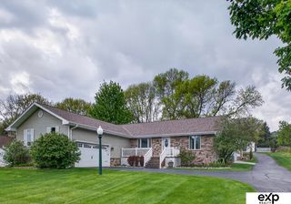 5732 S 185th Street, Omaha, NE 68135
