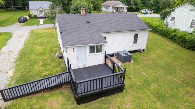 424 Laura Ave, Winchester, TN 37398