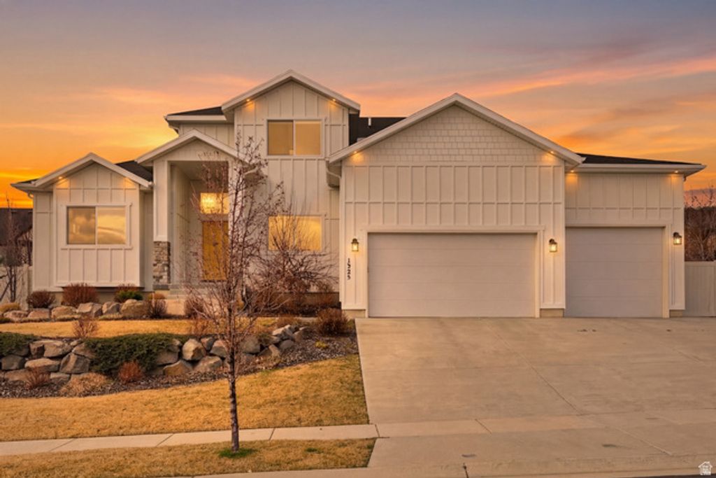 Image 2 of property listing at 1355 E ROLLING HILLS DR, Heber City, UT 84032