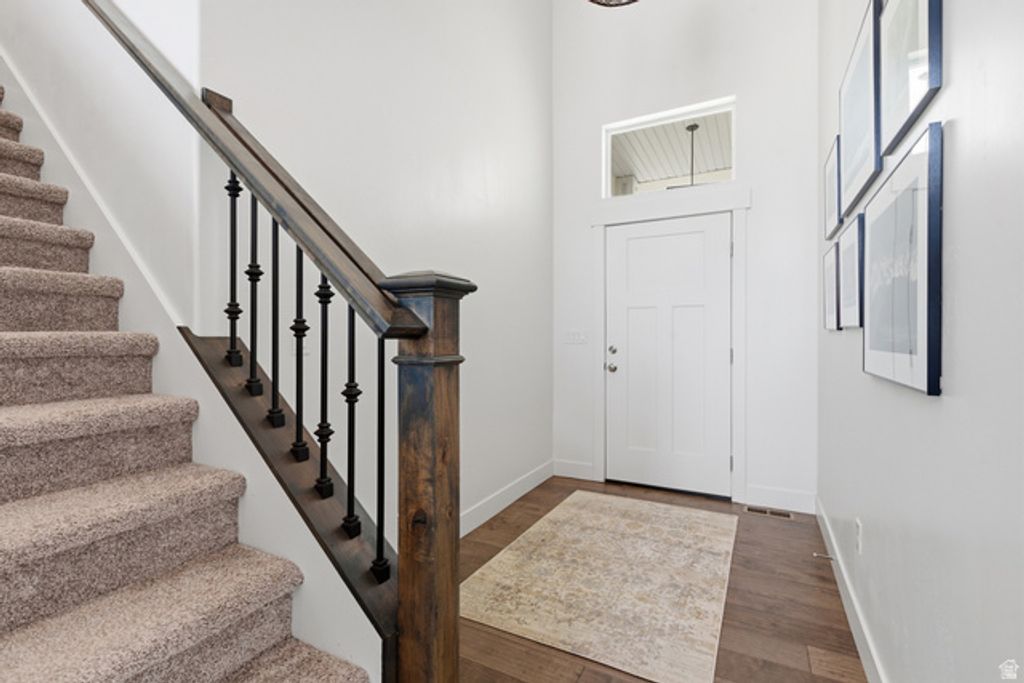 Image 14 of property listing at 1355 E ROLLING HILLS DR, Heber City, UT 84032