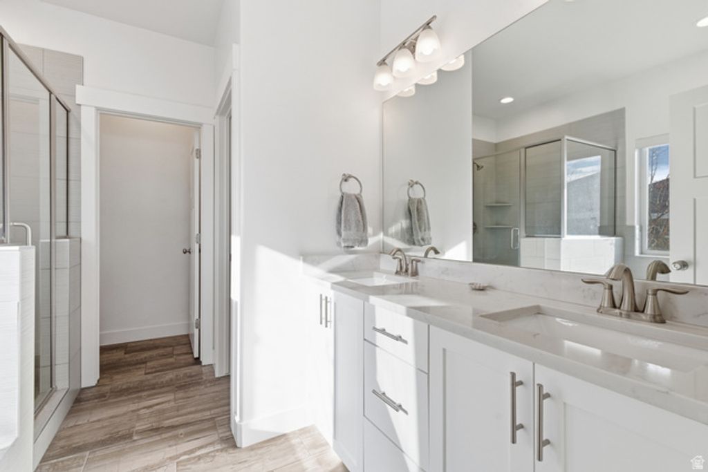 Image 26 of property listing at 1355 E ROLLING HILLS DR, Heber City, UT 84032